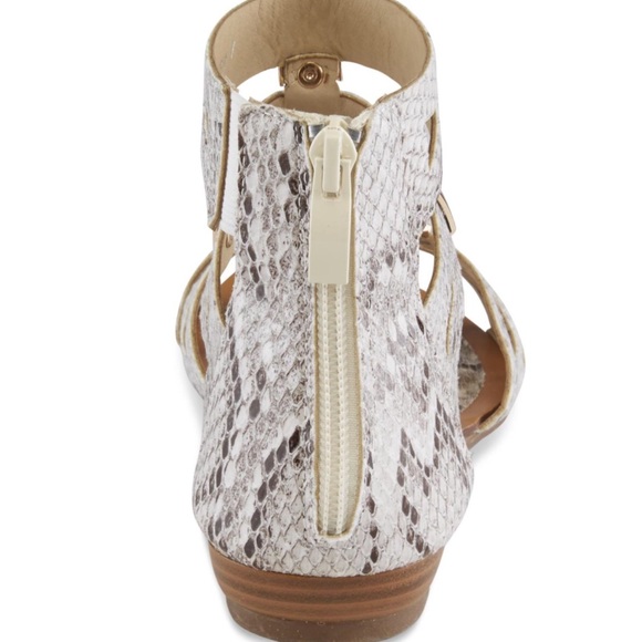 NEW! Snakeskin Gladiator Casual Sandals - Picture 4 of 8